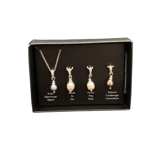 Avon Silver Tone Necklace With 4 Freshwater Pearl Changeable Pendants (1654) - Picture 1 of 5